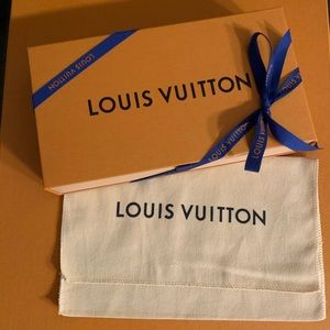 Louis Vuitton Storage Box & Dustbag Set